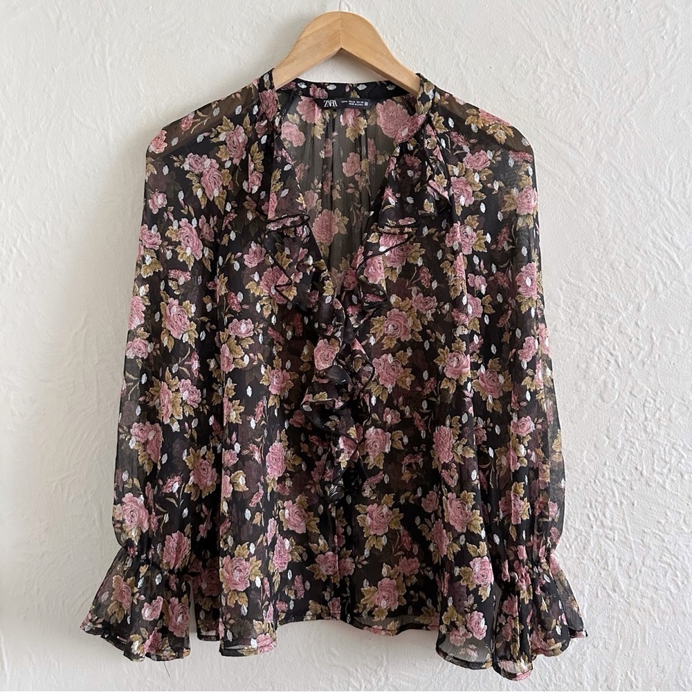 ⚡️10$ sale⚡️ Zara Dark Floral Print Chiffon Ruffled Blouse Size M